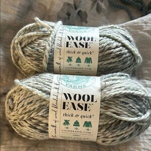 Lion Brand Wool-Ease Yarn in Seaglass
